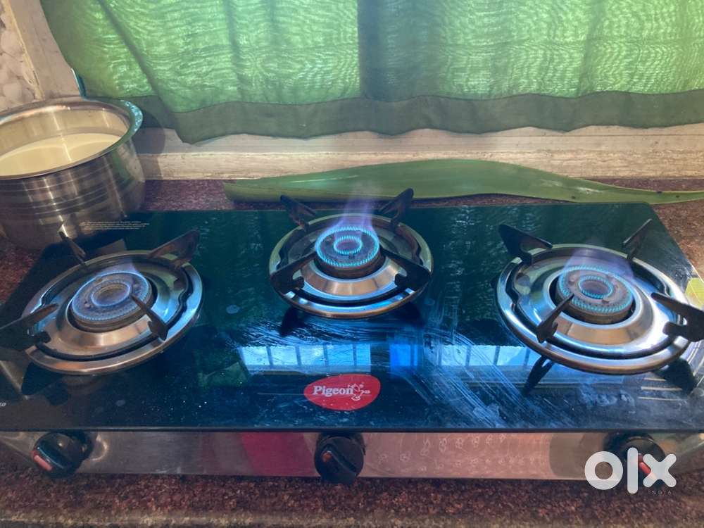 Three burner Gas stove