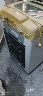 Samsung fully automatic washing machine of weight 6 kg, upper load