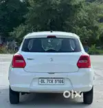 Maruti Suzuki Swift LXI Option, 2021, Petrol