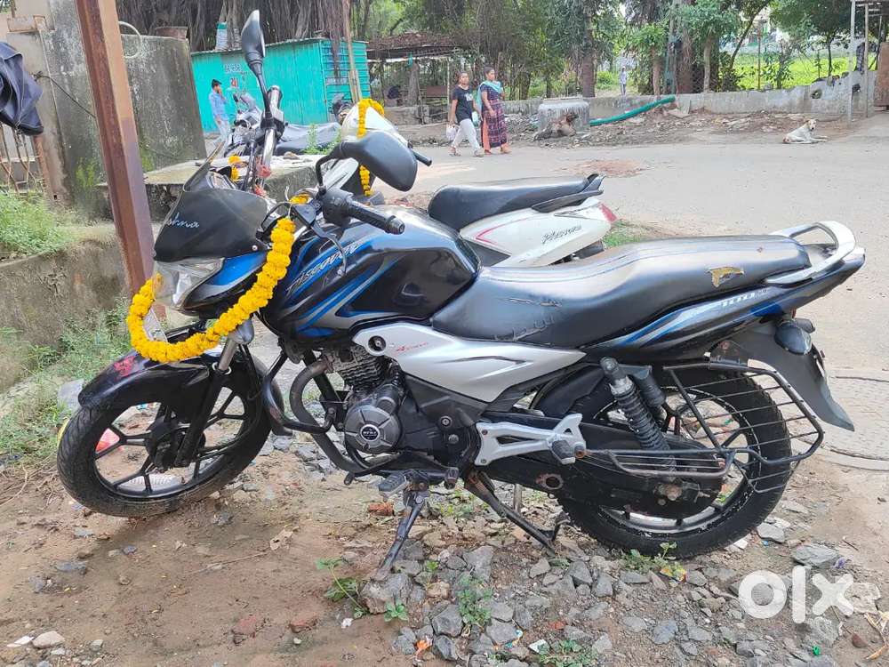 Bajaj Discover 100T