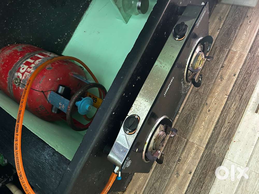 Cylinder, stove, pipe, regulator (set)