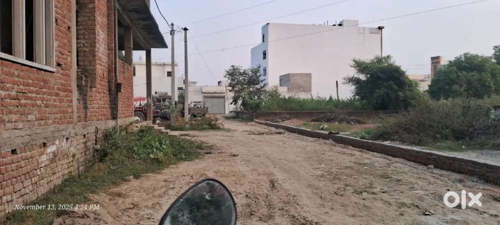 Plot in  nahar road jankipuram