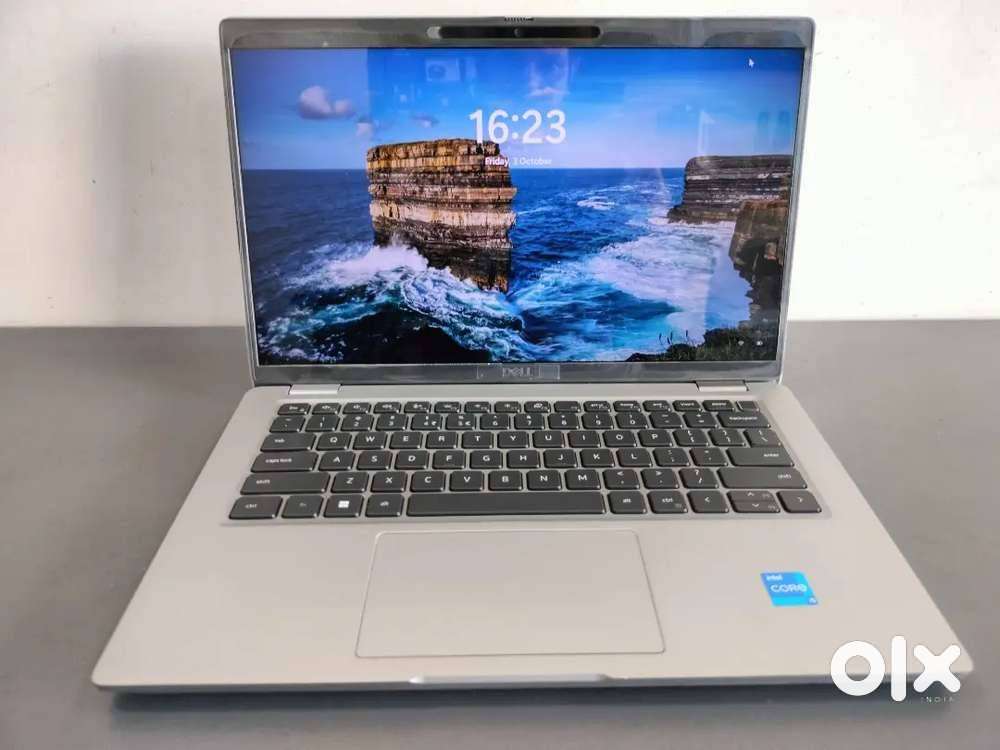 11th Gen. - CORE i5 - 16GB RAM / 256GB SSD / Ultra Slim - DELL -