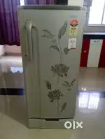 Lg medium size fridge, affordable price, very good condition