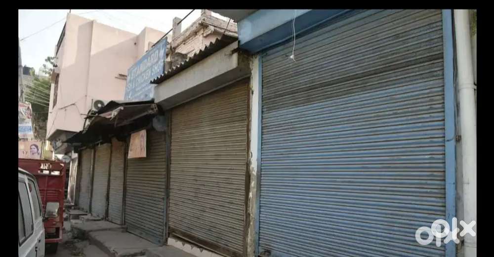 Shop for sale available in wazirabad