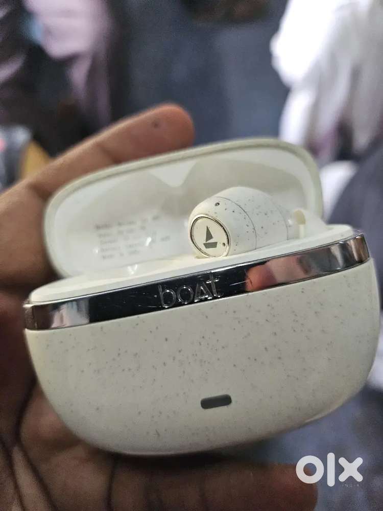 BOAT NIRVANA ION ANC [ONLY RIGHT SIDE EARBUD AVAILABLE]