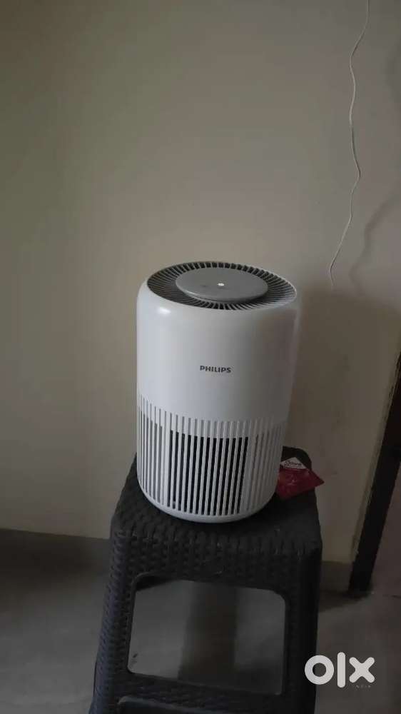Philips Air purifier (with 1 year and 9 months warranty)
