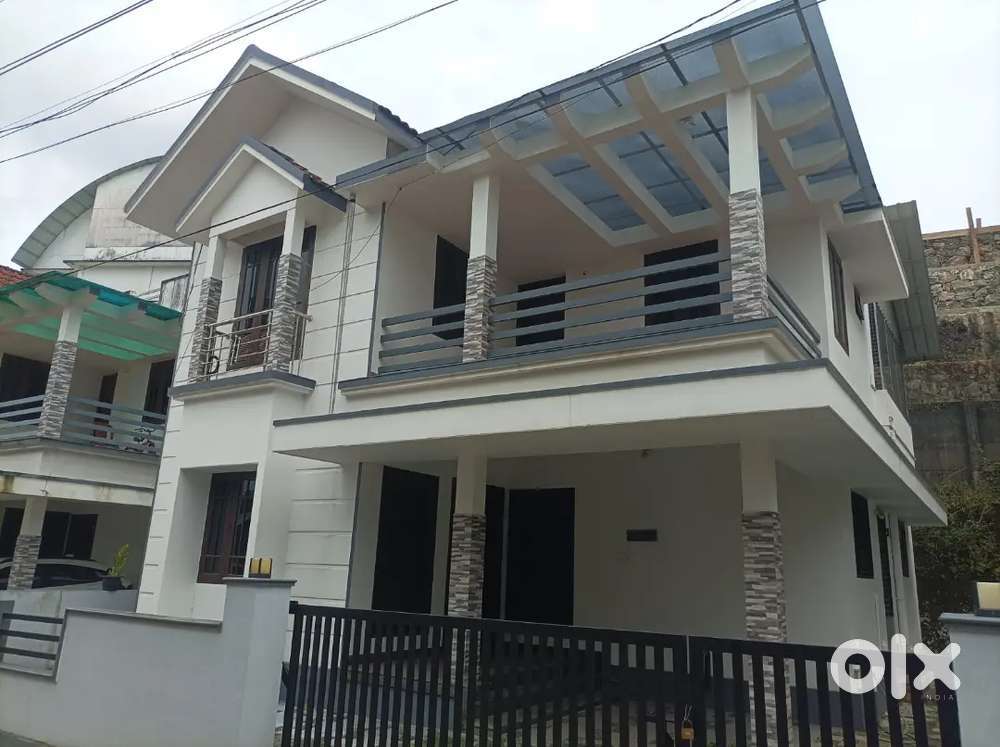4BHK Attached House for Sale at Thamarachal, Kizhakkambalam – ₹48L