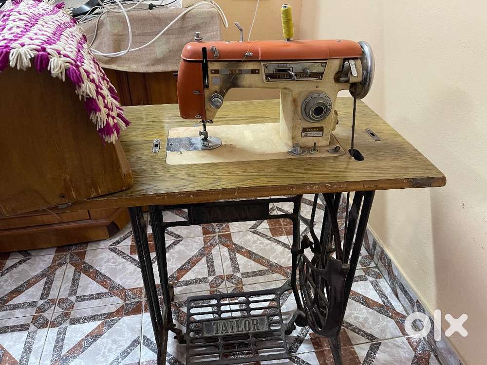 USHA Flora sewing machine with Stand