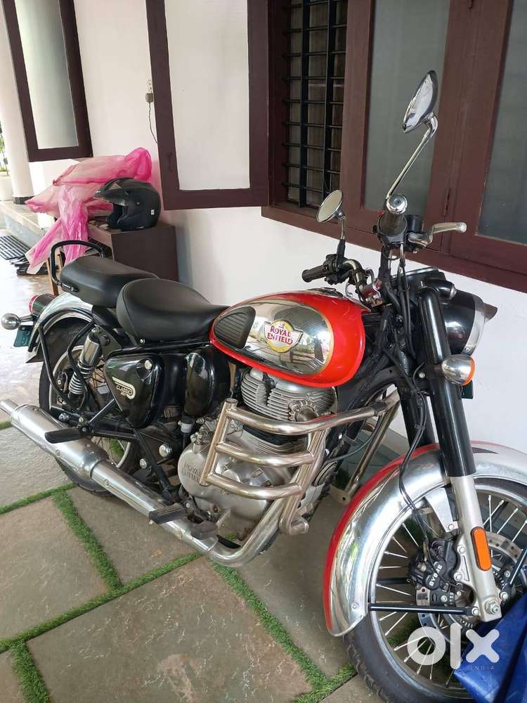 Royal Enfield Classic 350 Crome Red