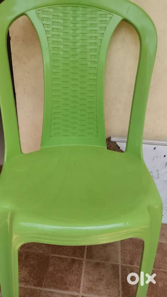 Green chears