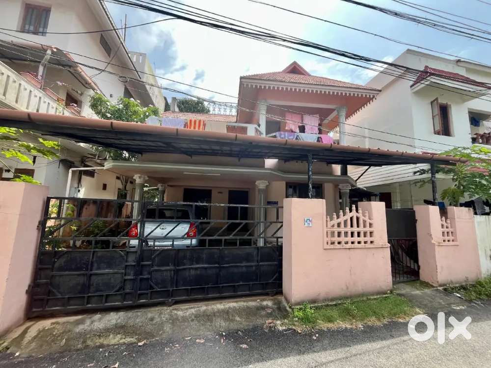 Palarivattom 5cent 2000sqft house for sale