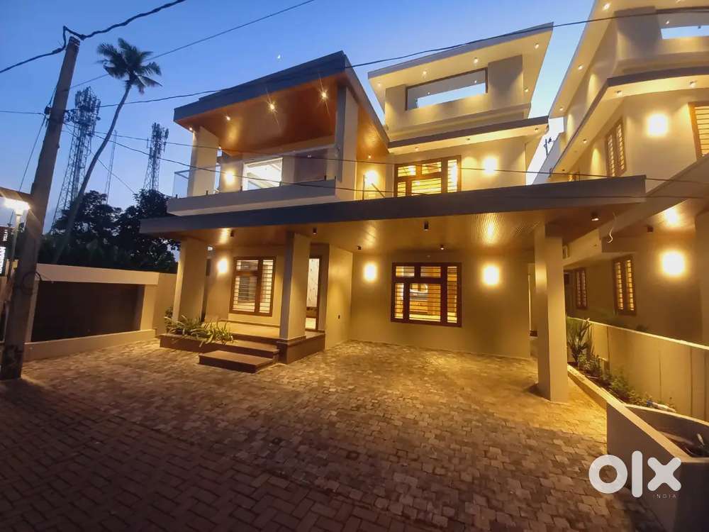 4 BHK premium villa Aluva Edathala Non flood affected area