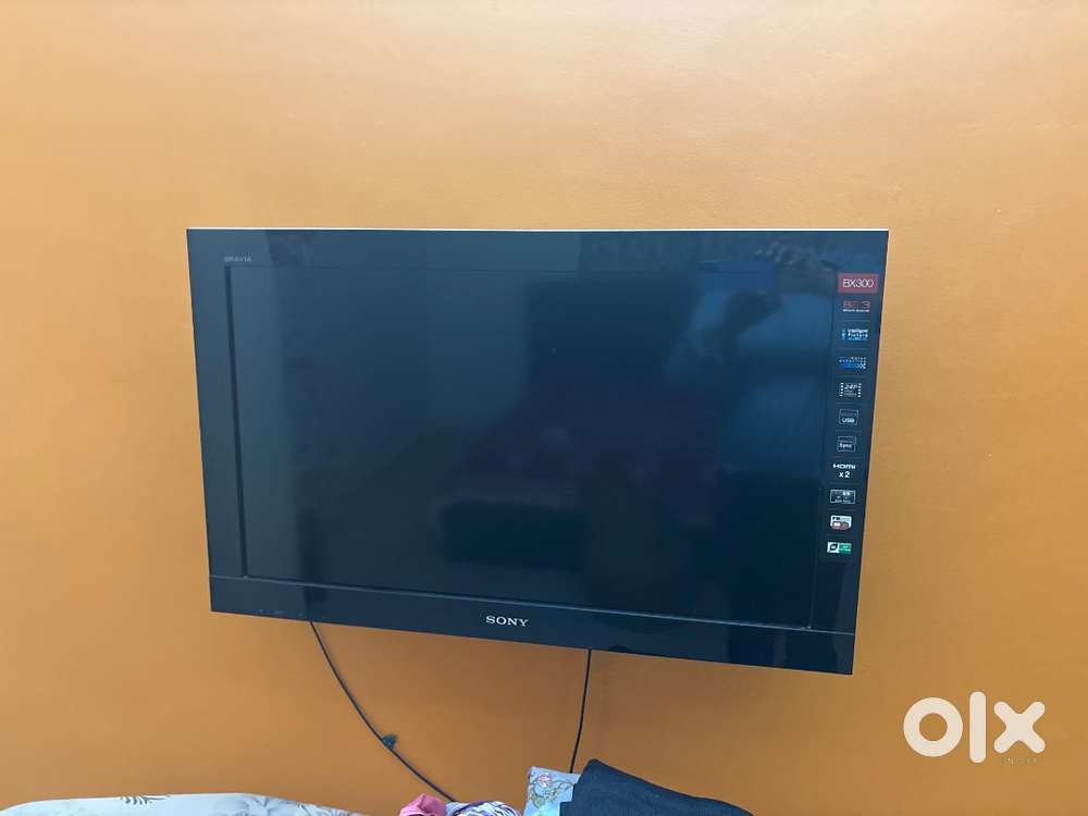 Sony 32 inc LCD