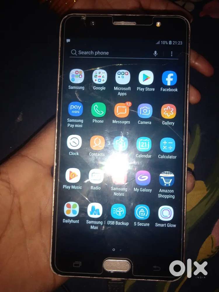 J7 Max 4 32 Rajput thoda button tight chalta hai