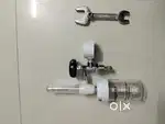 Oxygen flow meter with regulator