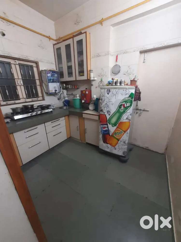 1bhk big space flat semi furnished nr Anqur Naranpura