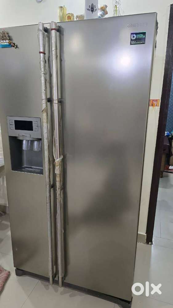 Samsung side-by-side refrigerator