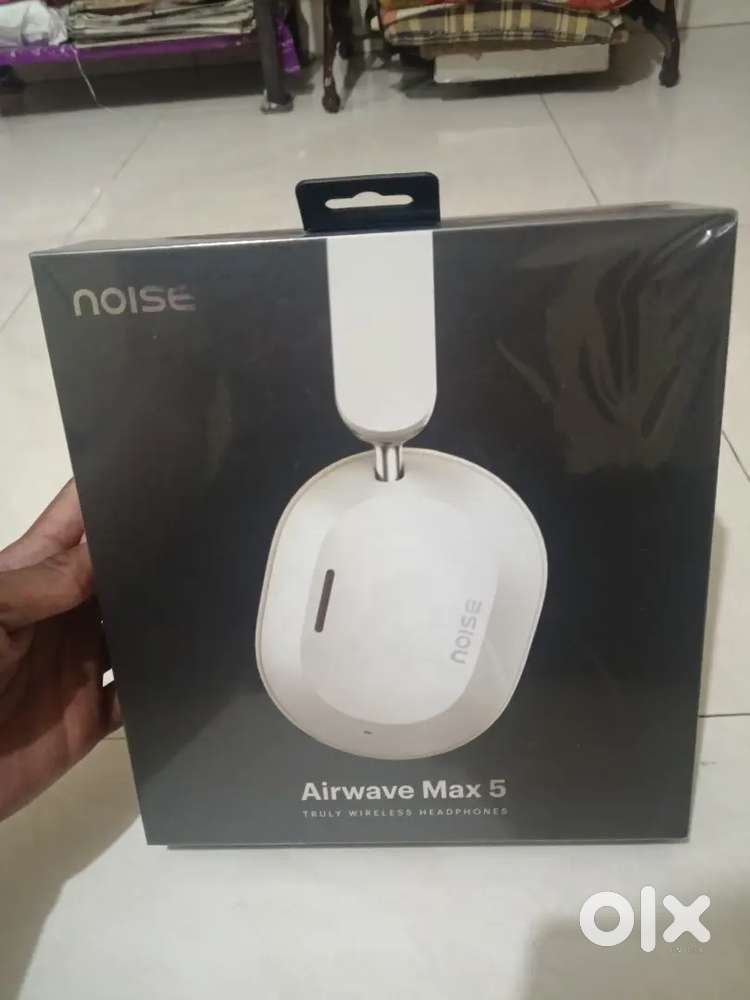 Newly Purchased Noise Airwave Max 5 Over-Ear Headphones