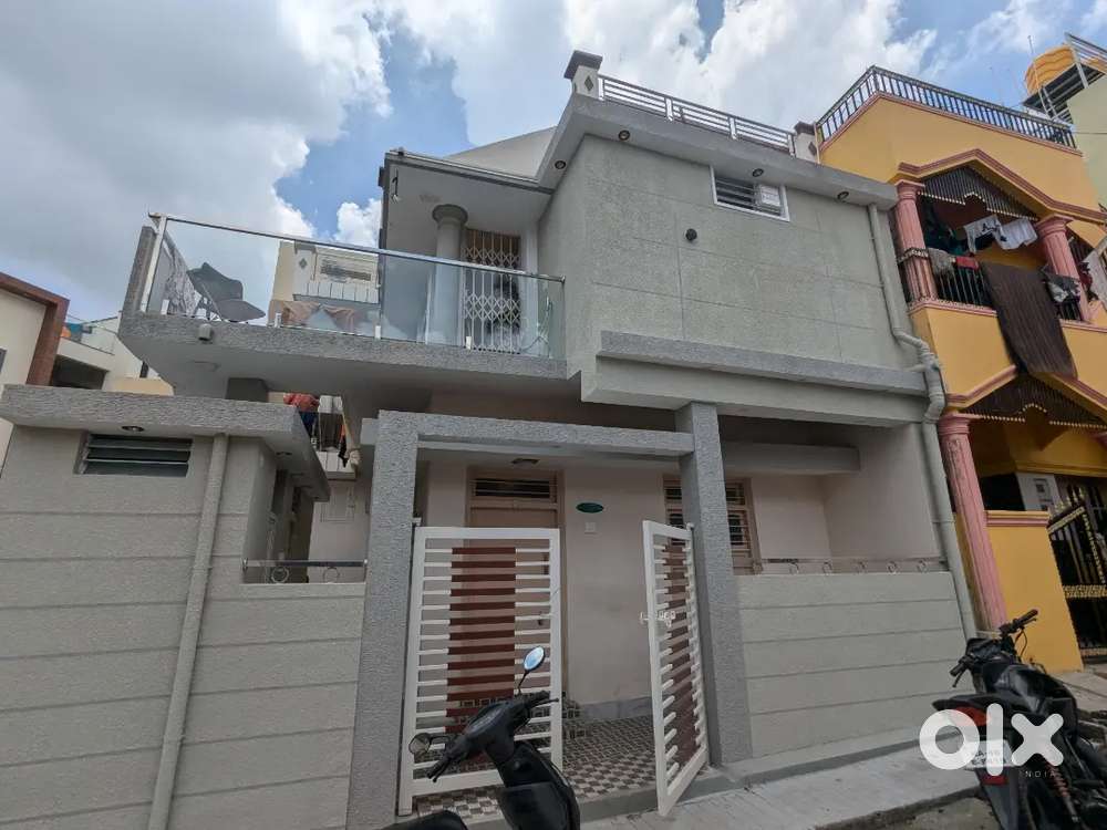 House for Sale – 5BHK  2 Floors  Good Locality  Great Deal!