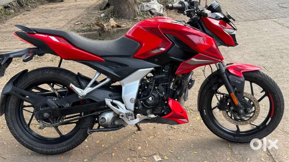 Bajaj pulsar n150 discbrake model