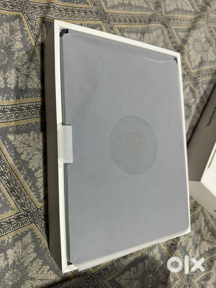 Macbook air m2 8/256