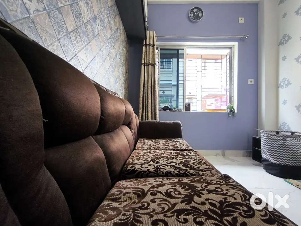 3 seater sofa in mint condition at 2450/-