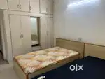 Flat in Alkapuri for Rent. Suitable for office & residential use.