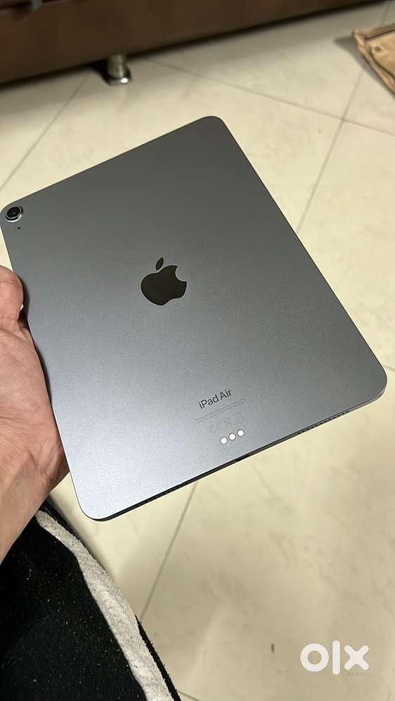 iPad Air (5th Generation) 256 GB