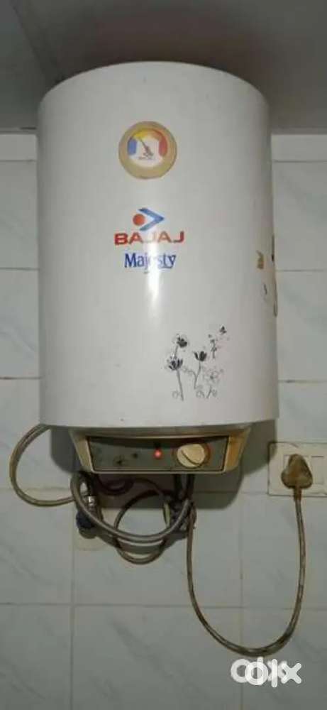 Bajaj 25 Leters Gyeser