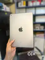 APPLE IPAD 5TH GEN 128GB STORAGE ONLY WIFI 9.7 INCH CONDITION GOOD
