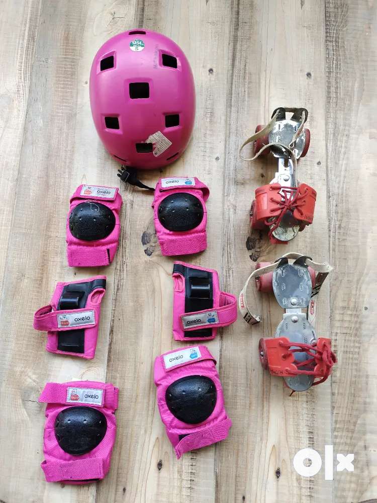 Skates with Helmet and Safety guards (Decathlon)