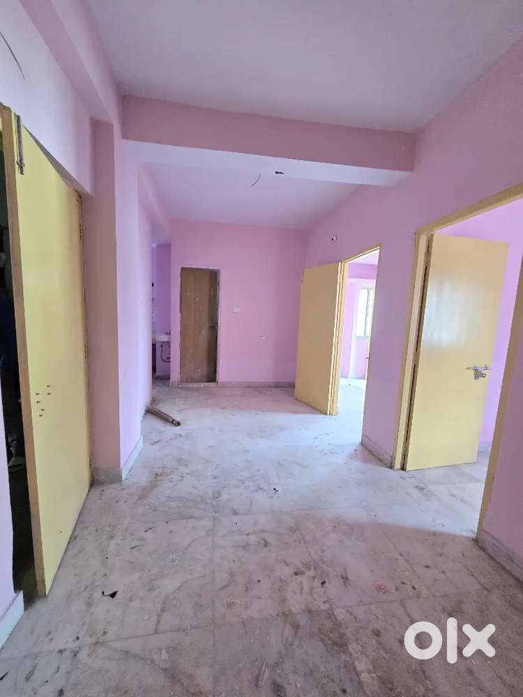 2 BHK Flat For Rent in Tollygunj Metro Near Sodepur Shoni Mandir