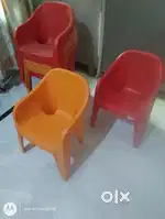 Small chair for 2 to 10 year old childs