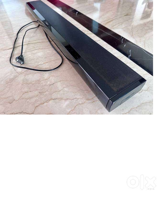 Bose Sound Bar with Sub woofer