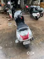 two keys , Eveything is complete condition,littile scratch