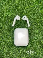 I phone Air buds