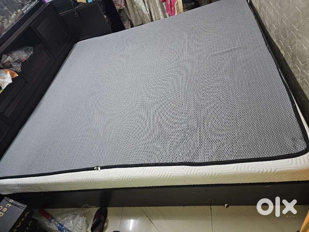 Premium quality king size 6 inch matress with cover 72 x 78 inch