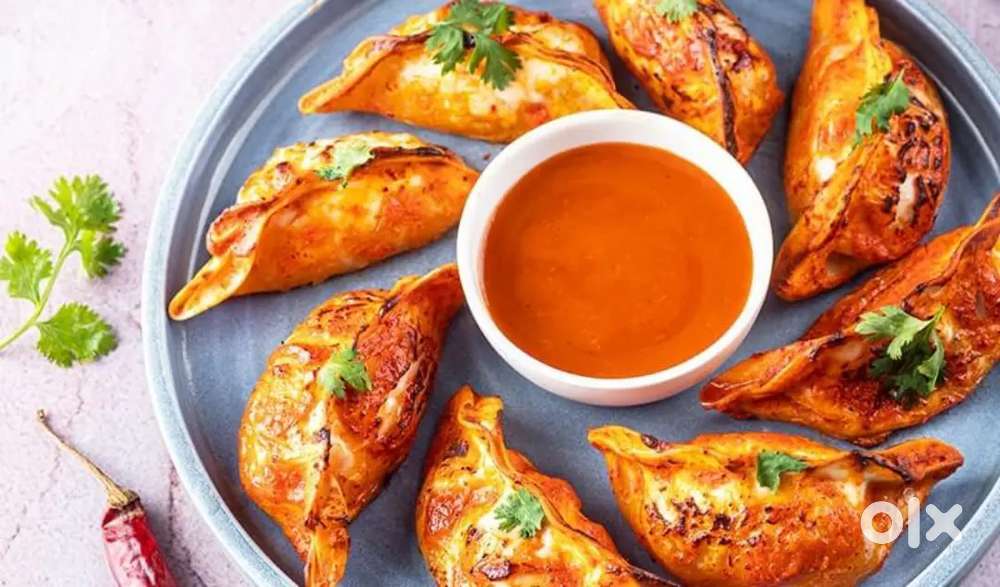 Ek Momos cook chaiye jo banaye aur sell kare Cart par