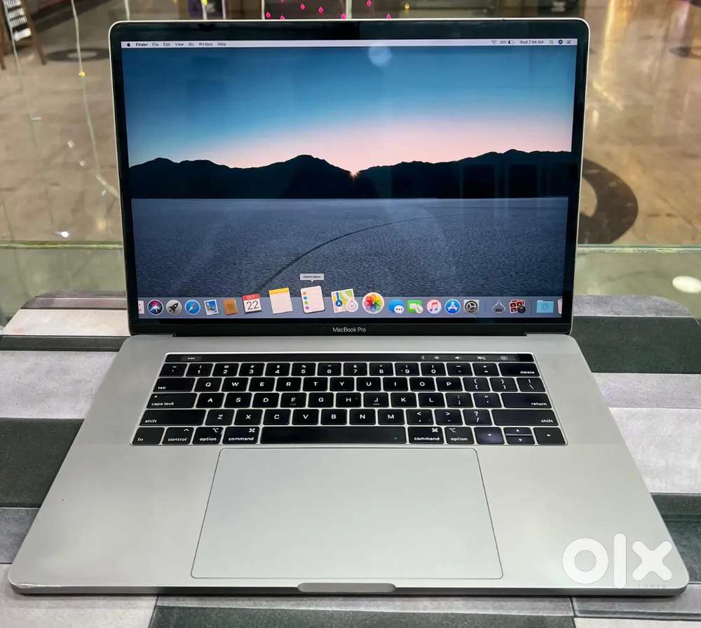 MacBook Pro  A1990(i7),  32GB Ram & 512GB SSD, 15 Retina Display.