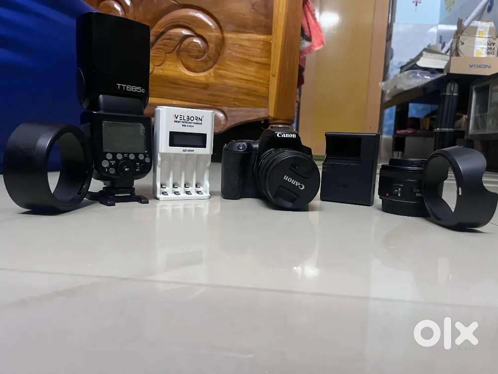 Canon 200D mark II with all accessories like Flash, lens,charger Etc