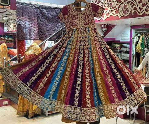 Require sales men and helpers for womens bridal clothing store