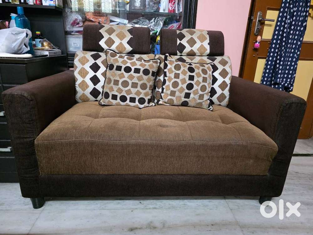 Two-Seater Sofa in Great Condition – Affordable Price