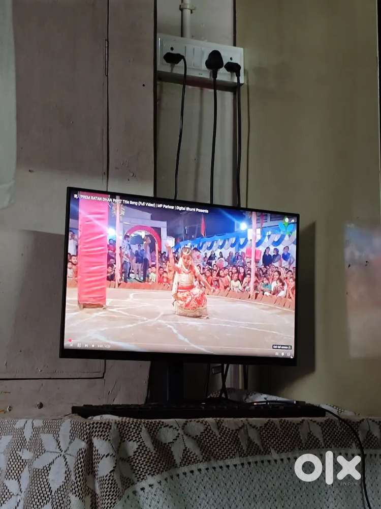 Samsung s3  24 inch monitor
