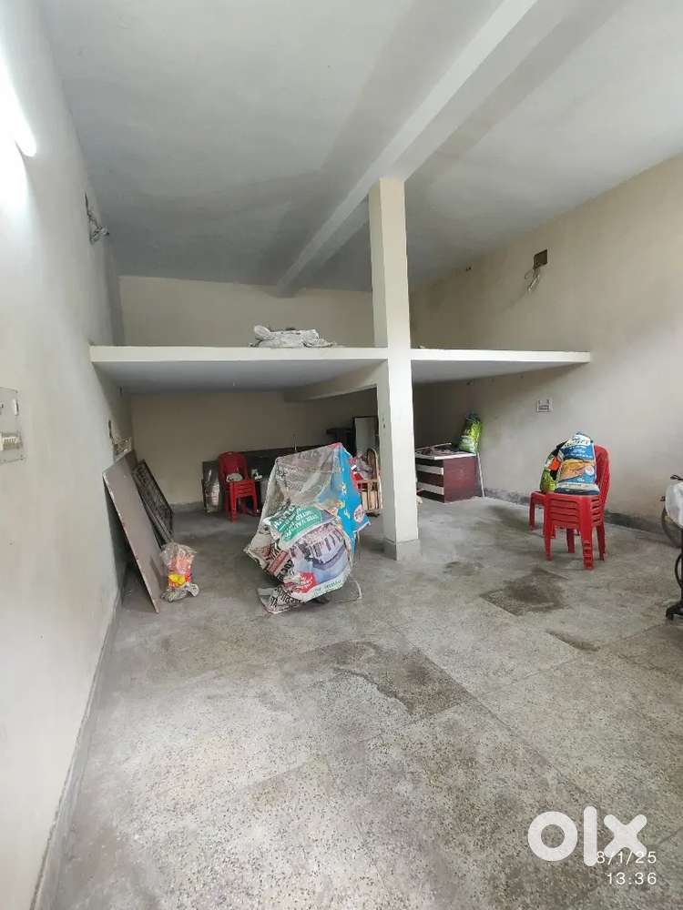 Space for office & stay