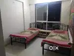 Roommate chahiye
