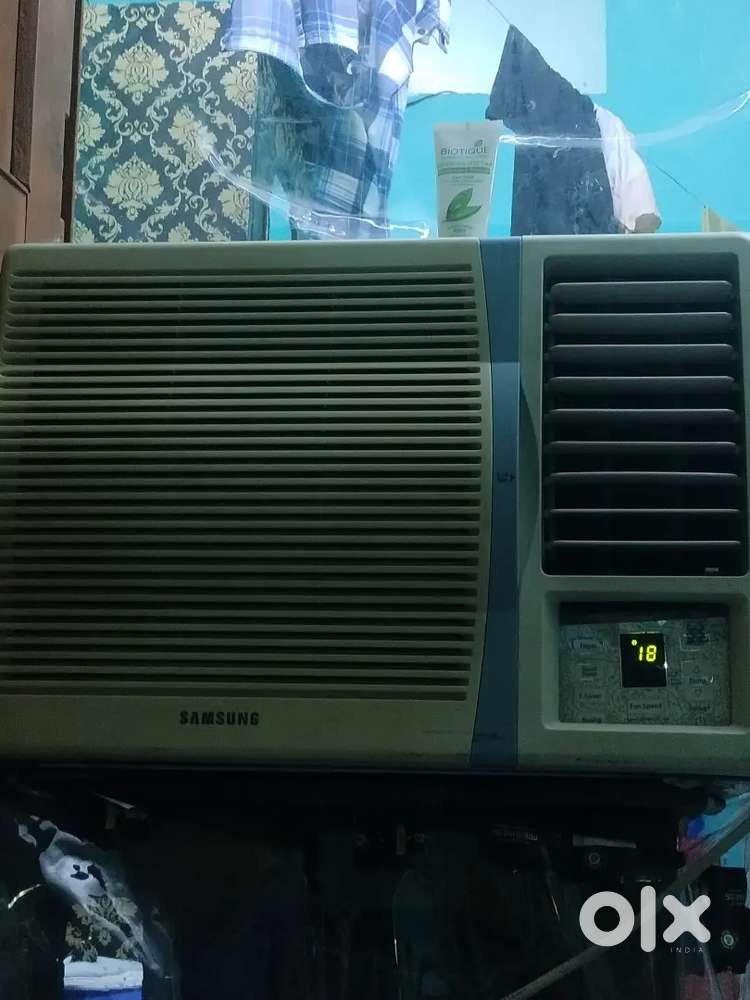 SUMSUNG WINDOW AC