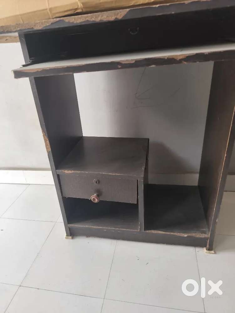 Computer Table