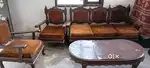 Good condition 5 seater seti with table