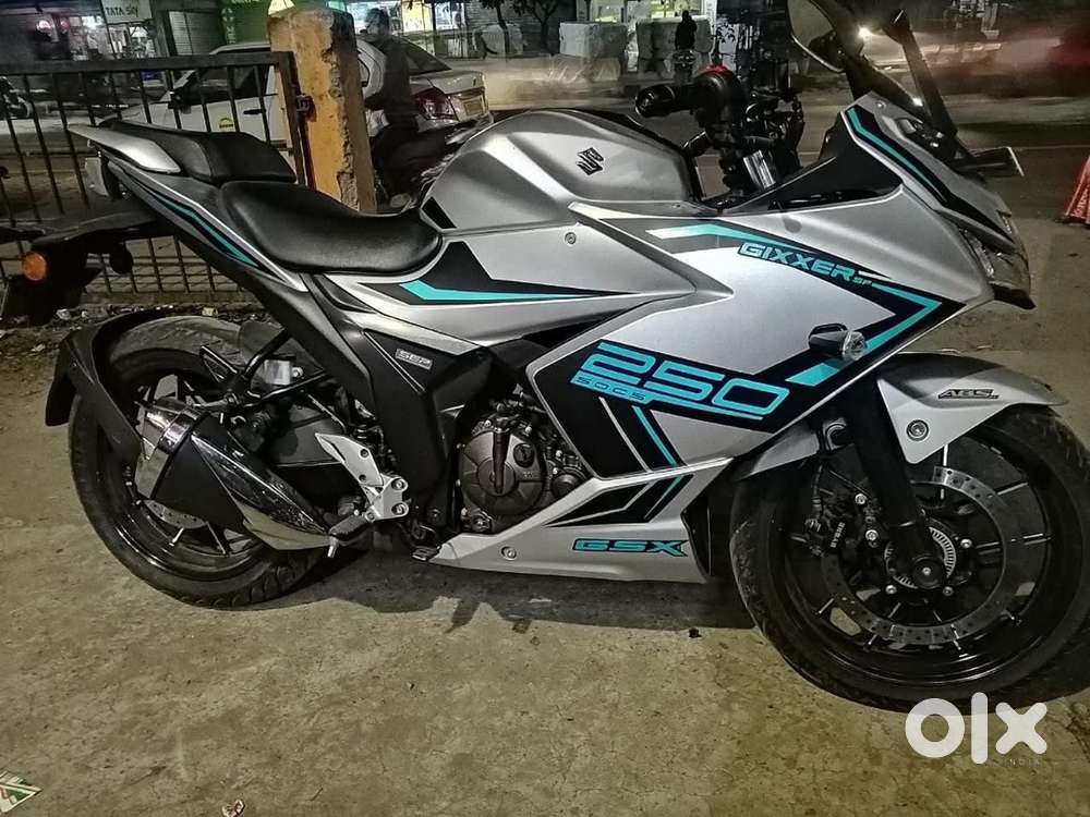 Suzuki Gixxer SF 250 Well Maintained
